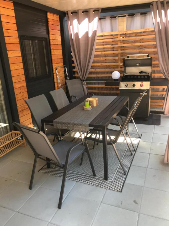 H&S Mobile Home Privlaka  Exterior photo